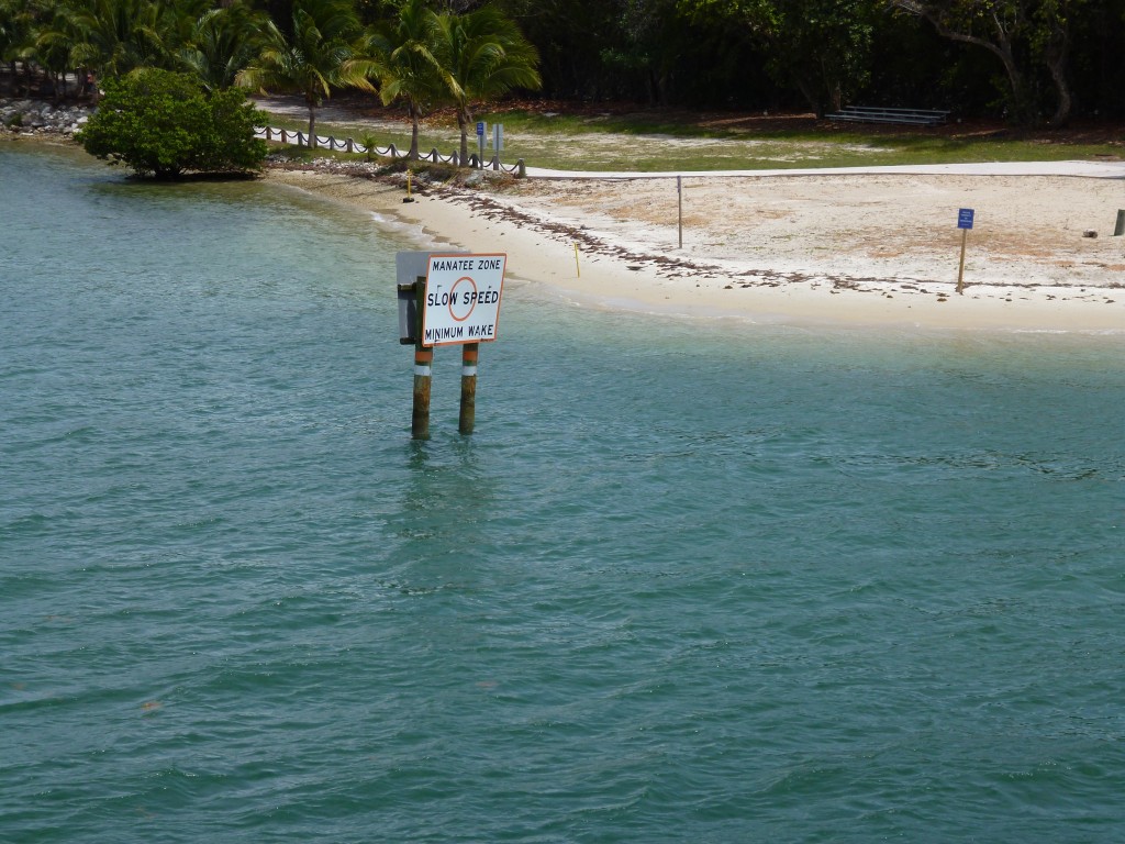 Manatee Zone Slow Speed